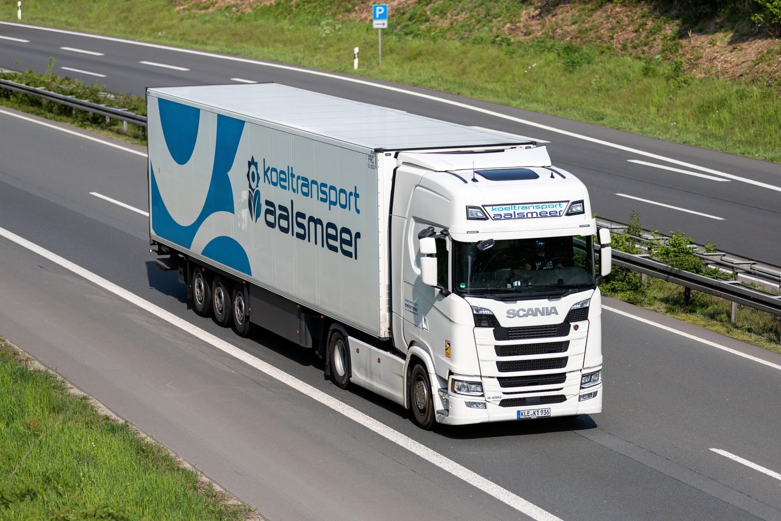 commercial truck lettering